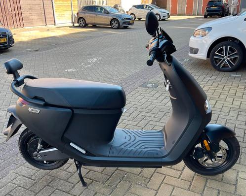 SEGWAY E110SE LAUNCH EDITION  2023  BLAUW KENTEKEN, Fietsen en Brommers, Snorfietsen en Snorscooters, Gebruikt, Elektrisch, Ophalen