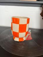 Bloempot oranje geblokt, Rond, Ophalen of Verzenden, Zo goed als nieuw, Minder dan 25 cm