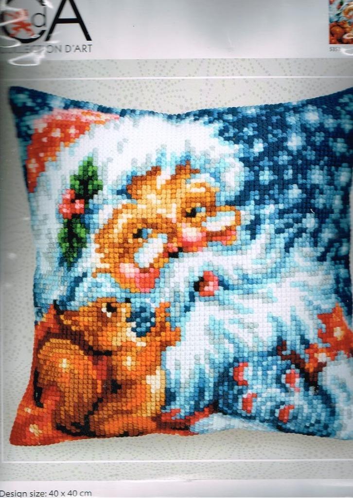 Cado  CdA borduurpakket kussen  Santa meet eekhoorn, Hobby en Vrije tijd, Borduren en Borduurmachines, Nieuw, Borduurpakket, Handborduren