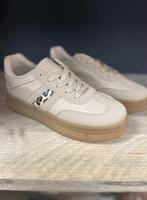 Sneakers leoapard maat 40 €19,95, Beige, Ophalen of Verzenden, Sneakers of Gympen, Zo goed als nieuw