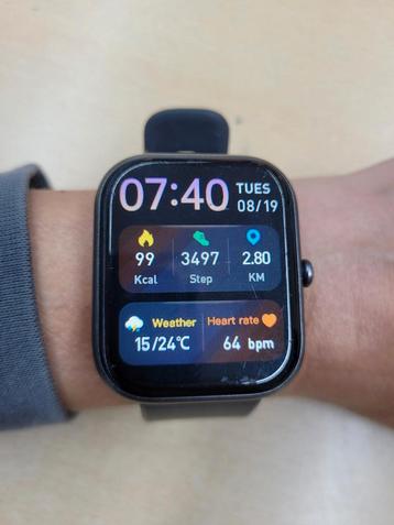 luxo smart watch fitness tracker beschikbaar voor biedingen