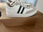 Nieuwe leren comfort sneakers Footnotes maat 39,5, Kleding | Dames, Schoenen, Wit, Nieuw, Ophalen of Verzenden, Sneakers of Gympen