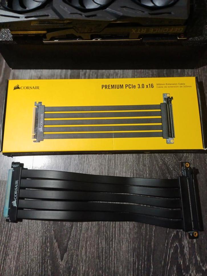 ❤️️ ️ CORSAIR Premium PCIe 3.0 x16 Extension Cable , 300mm ️, Computers en Software, Videokaarten, Zo goed als nieuw, PCI-Express 3.0