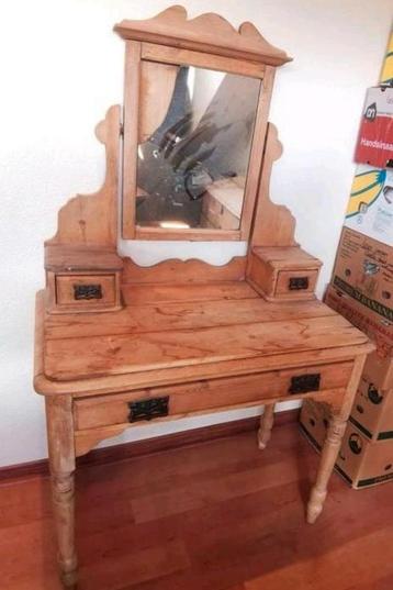 Brocante kap tafel bureau vintage Bohemian style dressoir beschikbaar voor biedingen