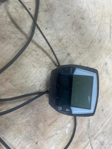 Bosch display met houder beschikbaar voor biedingen
