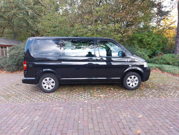 Volkswagen transporter 2004 TDI 96kw automaat dubbele cabine, Auto's, Volkswagen, Particulier, Diesel, Automaat, Zwart, Zwart