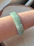 Lichtgroene carved gekerfde jade armband, Overige materialen, Ophalen of Verzenden, Zo goed als nieuw, Met edelsteen