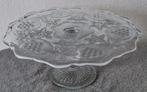 Glazen taartschaal / taartplateau op gedraaide voet, Antiek en Kunst, Antiek | Glas en Kristal, Ophalen of Verzenden