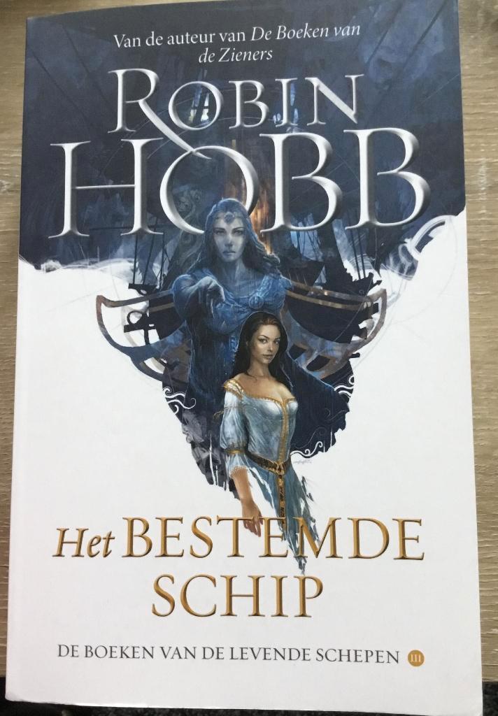 Robin Hobb - Het Bestemde Schip NIEUW, Boeken, Fantasy, Zo goed als nieuw, Ophalen of Verzenden