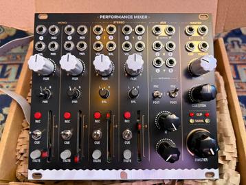 Nano performance Mixer Eurorack Module beschikbaar voor biedingen