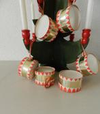 Oude papieren trommeltjes - prachtige Feathertree kerstbal, Ophalen of Verzenden, Gebruikt