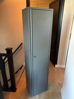 Locker kast IKEA grijs, Ophalen, Zo goed als nieuw