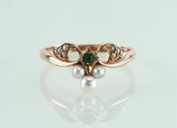 Antieke Art Nouveau gouden ring parels smaragd  beschikbaar voor biedingen