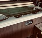 Hotspring Jacuzzi - 6 Persoons, Tuin en Terras, Bubbelbaden en Hottubs, Ophalen, Gebruikt, Afdekzeil, Vast