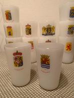 Set van 13 Provincie melkglas drinkglazen 11cm hoog, Verzamelen, Glas en Borrelglaasjes, Ophalen of Verzenden, Zo goed als nieuw