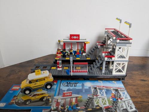 Lego city treinstation, Kinderen en Baby's, Speelgoed | Duplo en Lego, Zo goed als nieuw, Ophalen of Verzenden