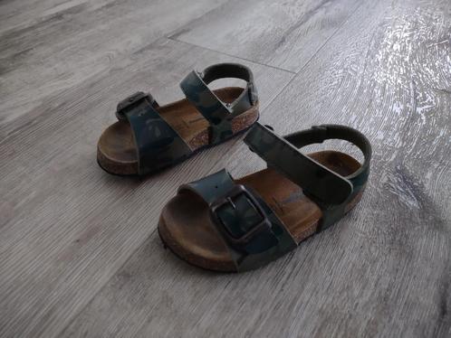 Prachtige groene lederen sandalen, Hush Puppies, maat 24., Kinderen en Baby's, Kinderkleding | Schoenen en Sokken, Zo goed als nieuw