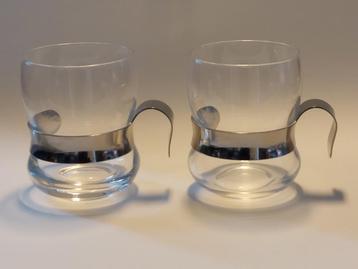 2 Iittala Paula glazen, ontwerp Jorma Vennola beschikbaar voor biedingen