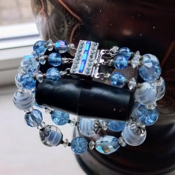 Vintage Coro Vendome armband blauw/wit tinten beschikbaar voor biedingen