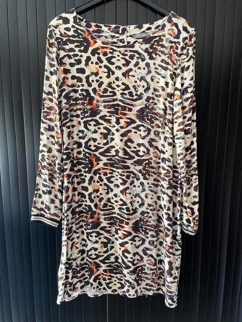 Stijlvol jurkje Geisha XXL/44 zgan, Kleding | Dames, Jurken, Zo goed als nieuw, Maat 42/44 (L), Overige kleuren, Knielengte, Verzenden
