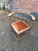 Engelse Victoriaanse getorste eiken hoekstoel., Antiek en Kunst, Antiek | Meubels | Stoelen en Banken, Ophalen