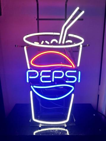 PEPSI Neon reclame beschikbaar voor biedingen