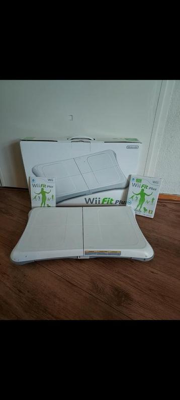 * Nintendo Wii Fit Plus Balance Board * beschikbaar voor biedingen