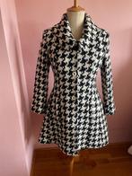 Vintage mantel pied de poule, Ophalen of Verzenden, Gedragen, Maat 38/40 (M), Zwart