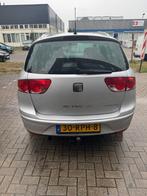 Seat Altea XL 1.2 TSI 77KW Stationwagon 2011 Grijs, Voorwielaandrijving, Stof, Metallic lak, 1295 kg