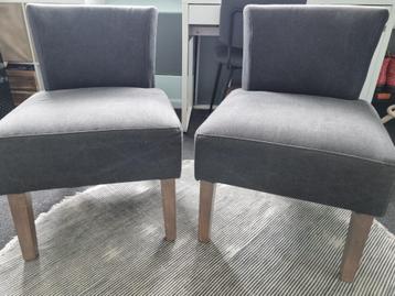 stoelen beschikbaar voor biedingen