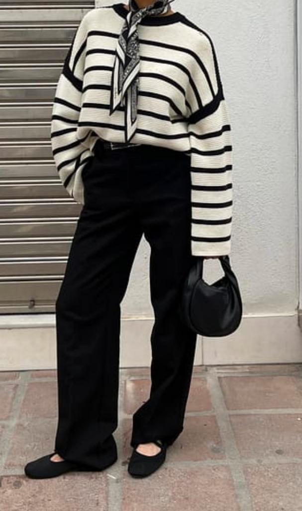 ZWARTE WIJDE BROEK MET HOGE TAILLE. Zgan!!, Kleding | Dames, Broeken en Pantalons, Zo goed als nieuw, Maat 38/40 (M), Zwart, Lang