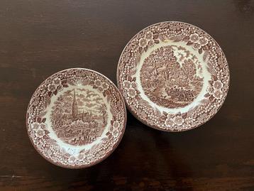 Broadhurst Staffordshire borden  beschikbaar voor biedingen