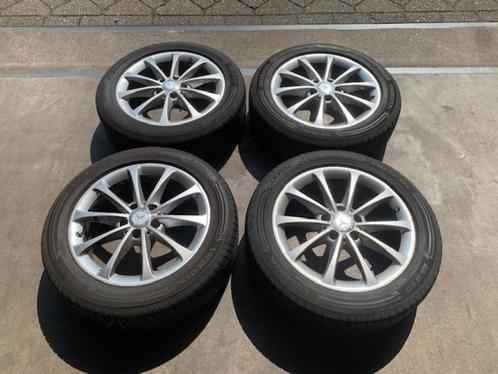 ORIGINELE MB A B C KLASSE VITO VELGEN + BANDEN 205 55 R17, Auto-onderdelen, Banden en Velgen, Banden en Velgen, Zomerbanden, 17 inch
