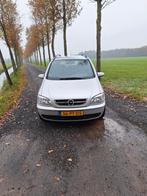 Opel Zafira 1.8 16V AUT 2004 Grijs, Metallic lak, 74 €/maand, 4 cilinders, 1200 kg