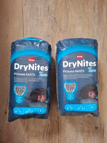 2 gesloten pakken dryNites maat 9 (27-57 kg) beschikbaar voor biedingen