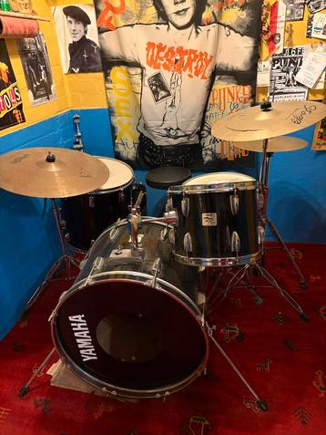 Yamaha Drumstel incl. Kruk beschikbaar voor biedingen
