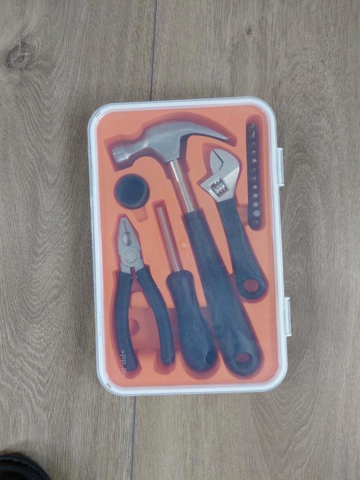 IKEA Gereedschapsset - Compleet!, Doe-het-zelf en Verbouw, Gereedschap | Handgereedschap, Zo goed als nieuw, Ophalen