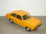 Ford Escort 1100 L - Bburago 0146 Italy 1:24, Hobby en Vrije tijd, Modelauto's | 1:24, Verzenden, Zo goed als nieuw, Auto, Bburago