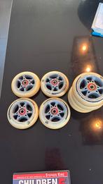 Skeeler wielen, Sport en Fitness, Skeelers, Ophalen, Zo goed als nieuw, Inline skates 4 wielen