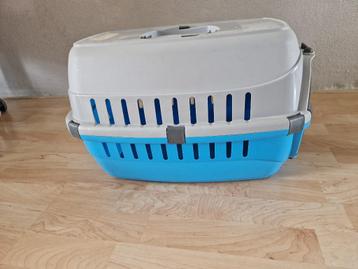 Draagbare kattenmand beschikbaar voor biedingen
