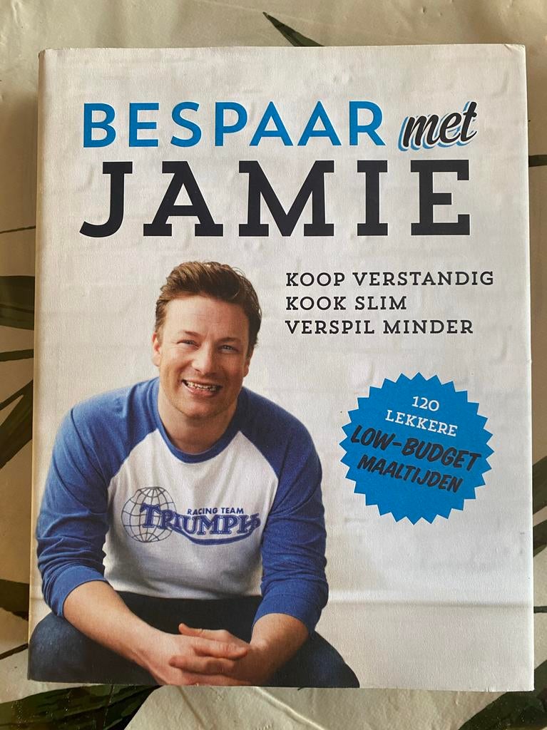 Bespaar met Jamie - Kookboek in goede staat, Boeken, Kookboeken, Hoofdgerechten, Ophalen of Verzenden, Zo goed als nieuw, Europa