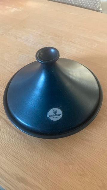 Tajine van Emile Henry beschikbaar voor biedingen