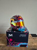 Max Verstappen Helm Miami GP 2022 - 1:2 Schaal, Verzamelen, Ophalen of Verzenden, Zo goed als nieuw, Formule 1