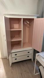 Prachtige witte kledingkast met roze gekleurde binnenkant, Kinderen en Baby's, Kinderkamer | Commodes en Kasten, Ophalen, Gebruikt