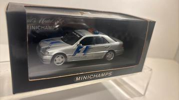 F1 Mercedes amg c36 safety car minichamps 1.43 beschikbaar voor biedingen