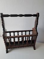 Antieke Krantenbak, Ophalen, Gebruikt