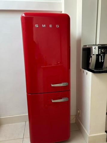 Smeg Koelkast Rood beschikbaar voor biedingen