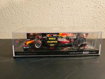 Max Verstappen Abu Dabi 2021 Wereldkampioen 1:43 beschikbaar voor biedingen