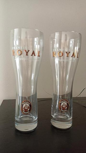 Twee bierglazen 0,5 Franziscaner Royal Jahrgangsweissbier beschikbaar voor biedingen