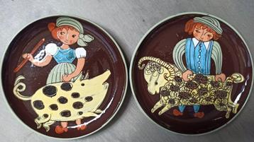 Vintage keramiek borden Arnold Zanher - 2 stuks  beschikbaar voor biedingen